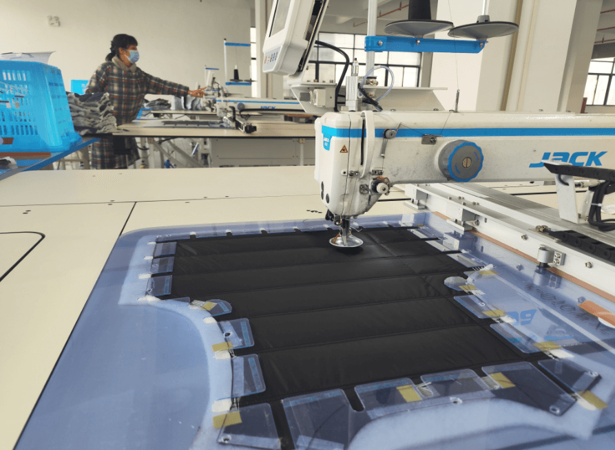 【项目大会战】总投资50亿元的都昌极热科技石墨烯高端应用科创园首批企业顺利入驻并投产