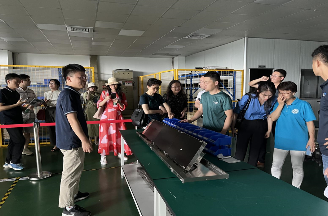 校友企业行--走进雷索新材料(苏州)有限公司