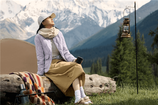 蕉下升级气绒Jech Clo+2.0，延伸秋冬轻量化户外品类布局