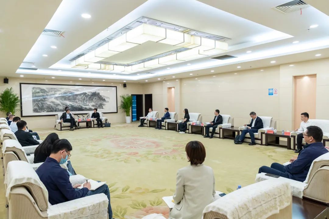 石一婷会见诺贝尔奖得主安德烈·海姆一行