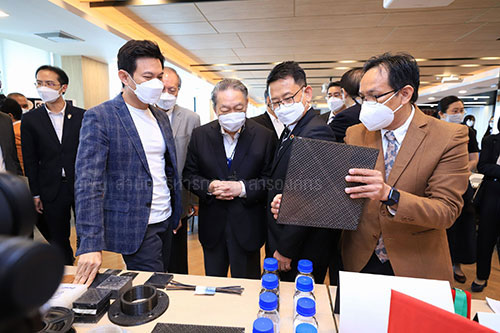 KMITL与CP ALL签署合作备忘录 “氧化石墨烯还原设备工业级技术转让”