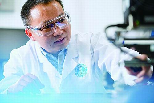 邓德会：爱做梦的催化界“铠甲勇士”