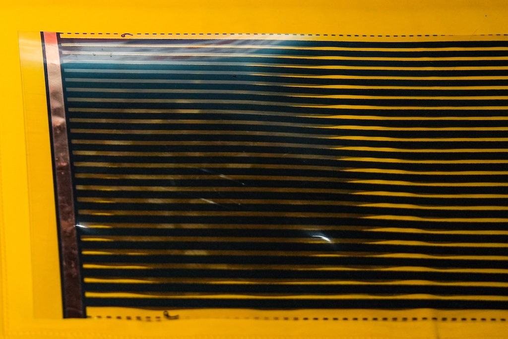 温室大棚用上石墨烯电暖，助力幼苗冬季生长