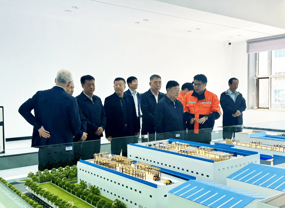 张显友带领省政协专题调研组赴鹤岗市调研