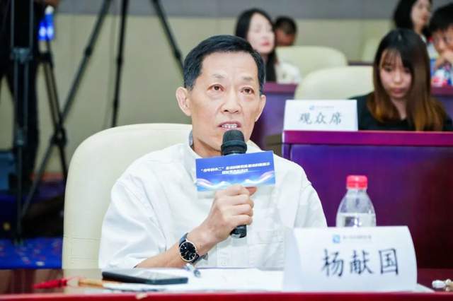 小朋友带着石墨烯集体“穿越”？“锂”想未来？快看！浙江这群少年大秀科学传播技能！