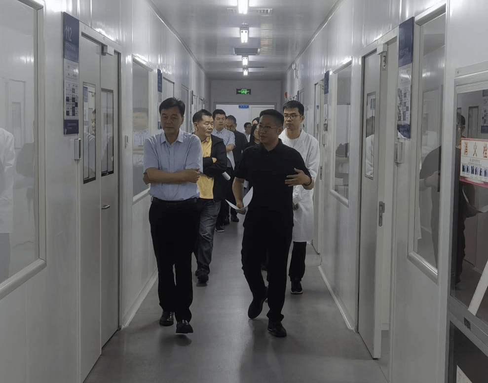 江苏省高新技术创业服务中心调研江南石墨烯研究院孵化器工作