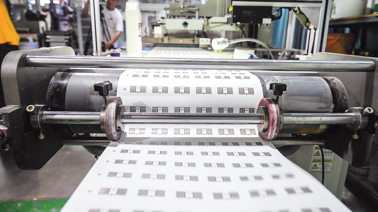 浙报聚焦丨用二维码串起一个产业集群 魏乃绪的“码”上人生