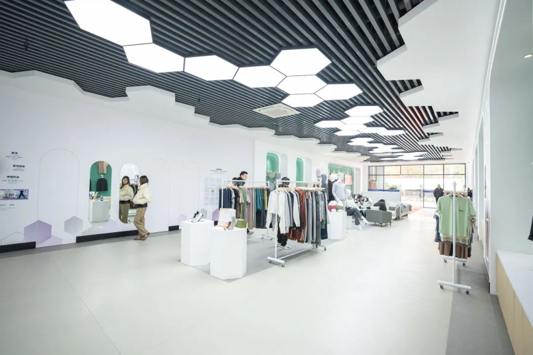 点“石”成金！象山石墨烯科技馆等你来打卡~