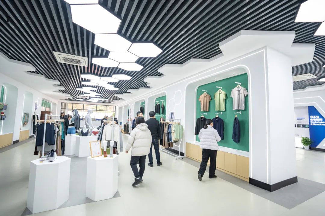 点“石”成金！象山石墨烯科技馆等你来打卡~