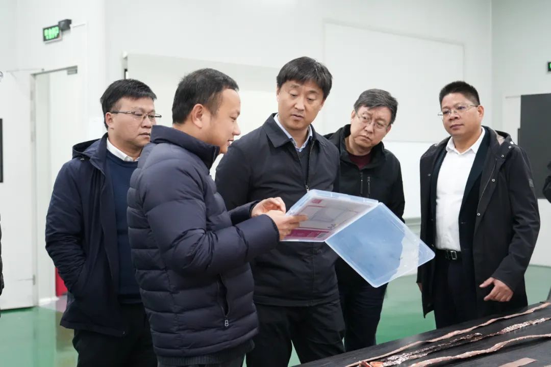 工信部产业发展促进中心党委书记邢涛调研国家石墨烯创新中心