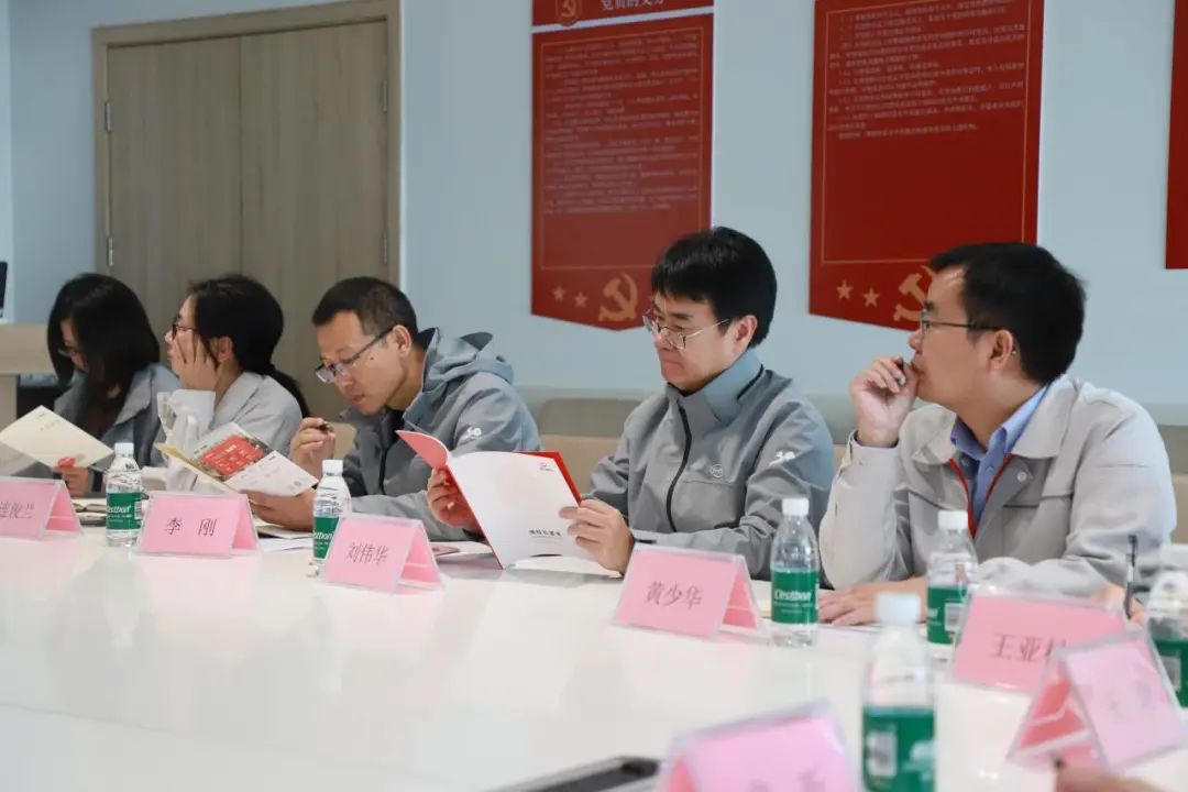 比亚迪第十二事业部总经理刘伟华一行到访烯旺集团考察交流