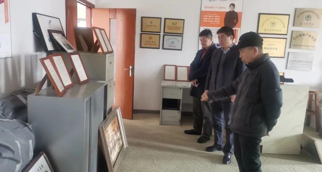 淮北高新区管委会副主任赵明参观国家石墨烯联盟秘书处及上海研发总部