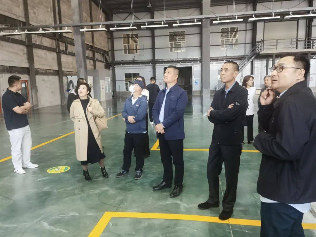 区工科局、区发改局联合组织召开石墨烯锅炉供需对接会