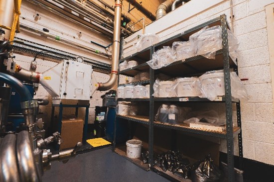 Cannot view this image? Visit: http://www.graphene.tv/wp-content/uploads/2025/06/254289_887df594e470d83f_002.jpg