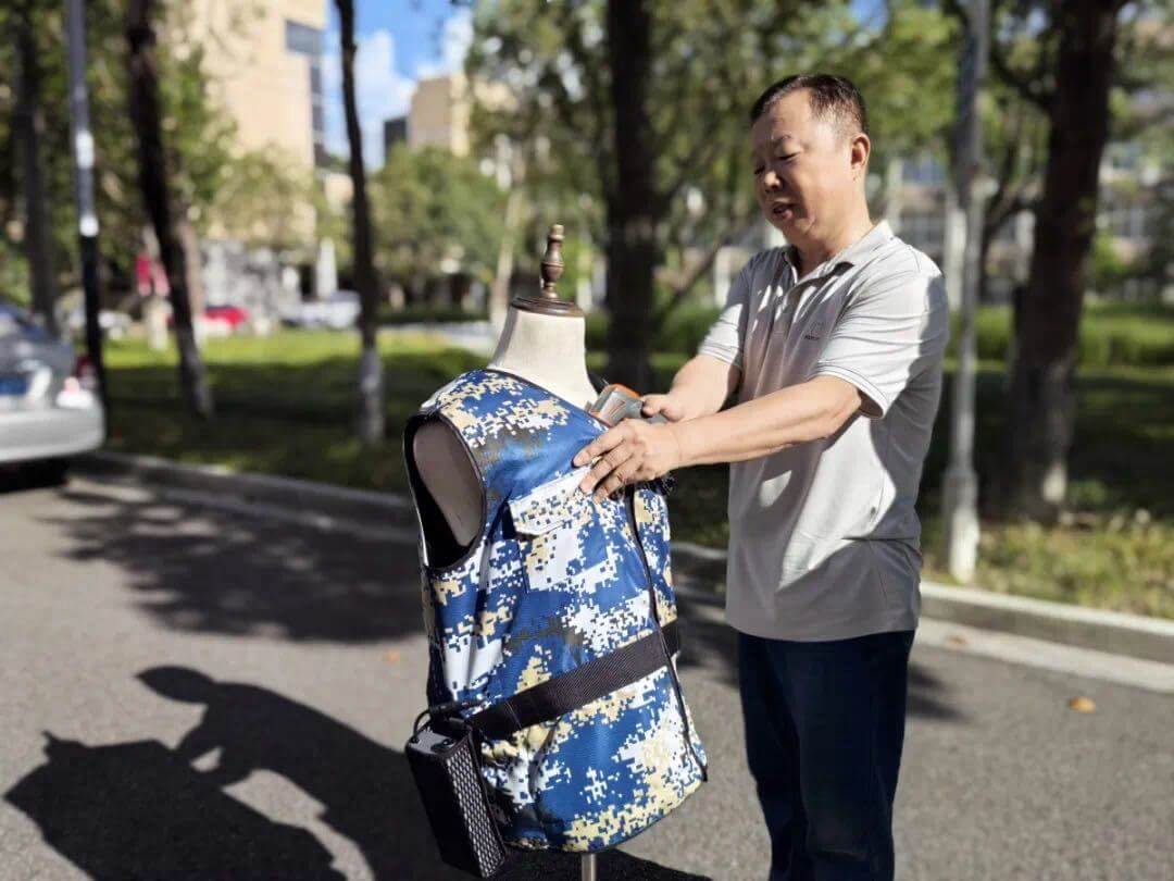 体感温度直降20℃！宁波镇海企业做的这件“行走的空调”很酷