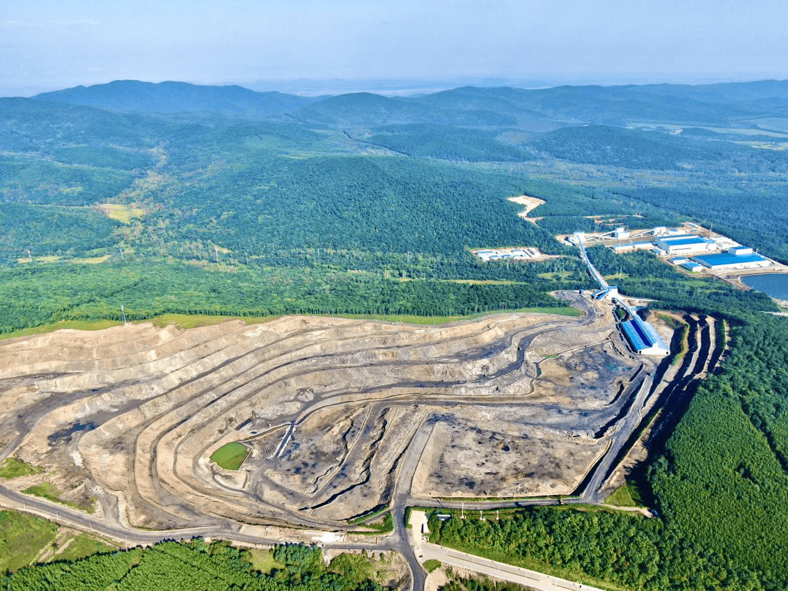 鹤岗：以科技创新激活石墨资源 打造战略新兴产业高地