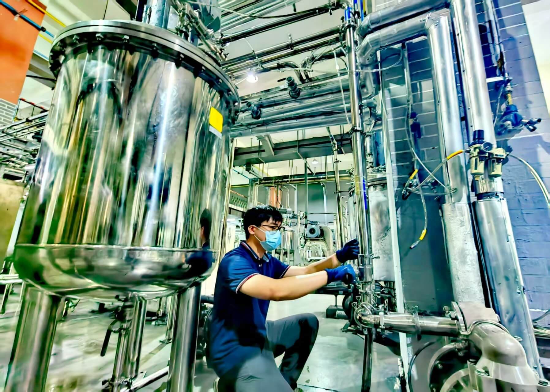 牢记嘱托 奋力谱写中国式现代化龙江新篇章·沿着总书记的足迹 哈尔滨 新质生产力澎湃涌动振兴潮