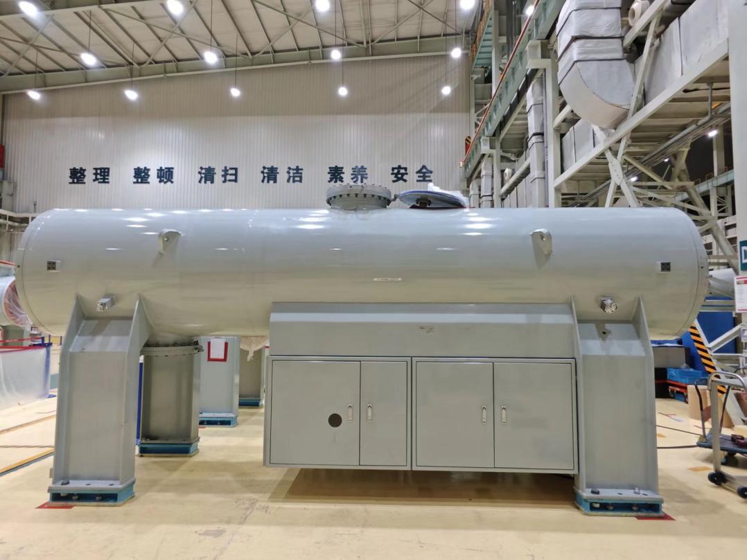 国际首台800千伏/80千安断路器研制成功 达国际领先水平