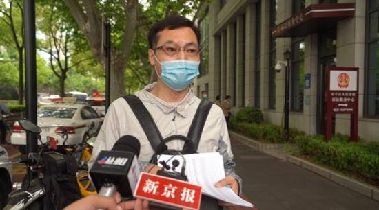 大学实验室爆炸案校方拒调解，"失明"毁容学生：因经济压力已暂停治疗五个月