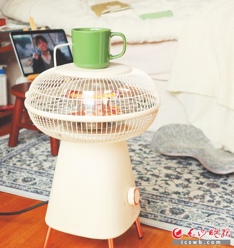 天气降温，不少市民已备好各式取暖设备 湘式火桶成最爱