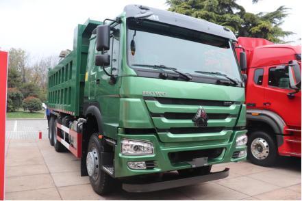 重卡前11月销量突破百万大关 车企积极冲刺年终收官