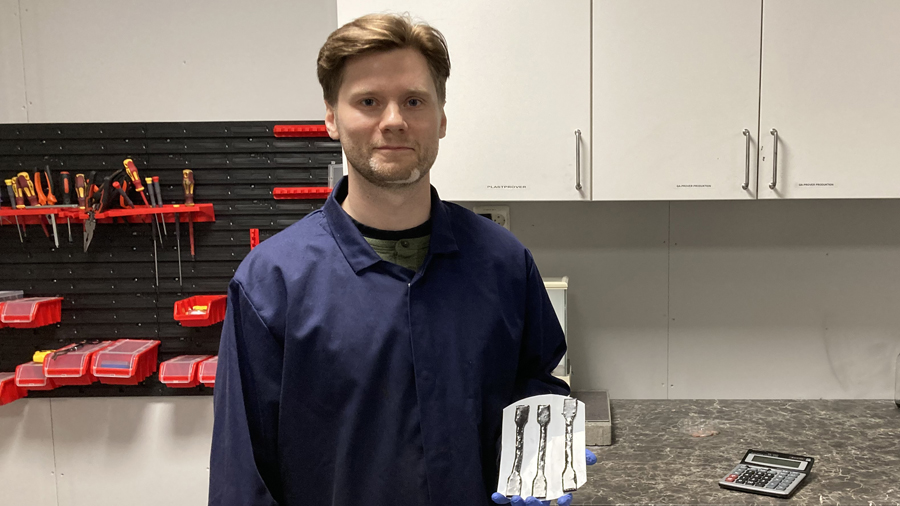 研究石墨烯在聚氨酯中的作用