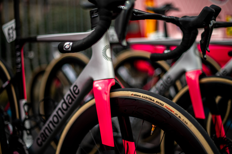 带给你和PRO车手一样的感觉 Vittoria全新CORSA PRO系列轮胎