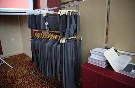 那些年，大神们用来做石墨烯的豆油、饼干、鸡骨头、牛粪……