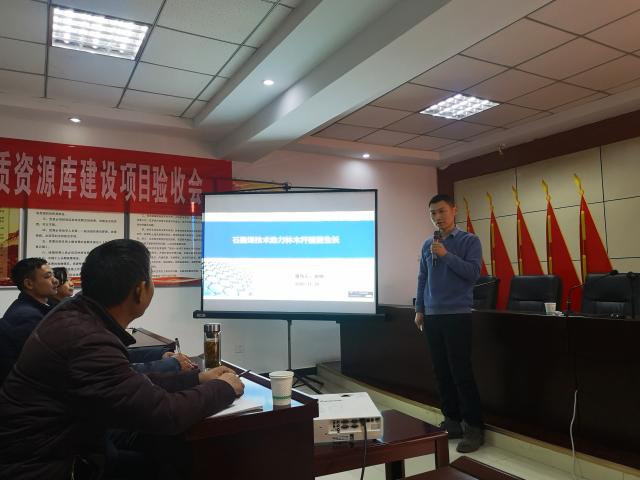 国家林草局重点实验室科研团队在山西省杨树局科技服务中心做学术交流报告