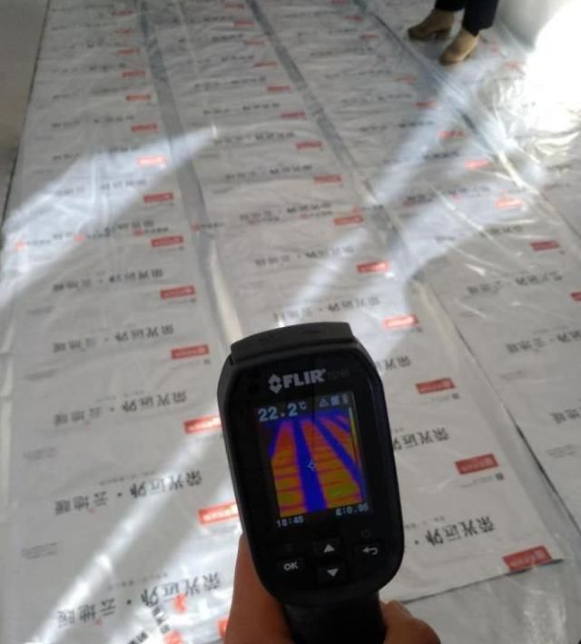 没有地暖的南方,用石墨烯地暖挨过冬天,可还是绕不开市场的坑