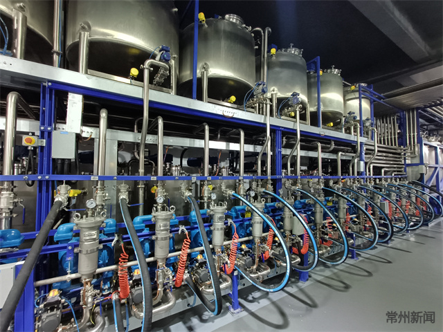 国内首条一体化防腐涂料智能生产线在常启用