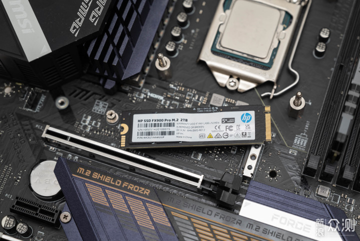 大容量PCIe4.0固态上手-惠普FX900 PRO_新浪众测