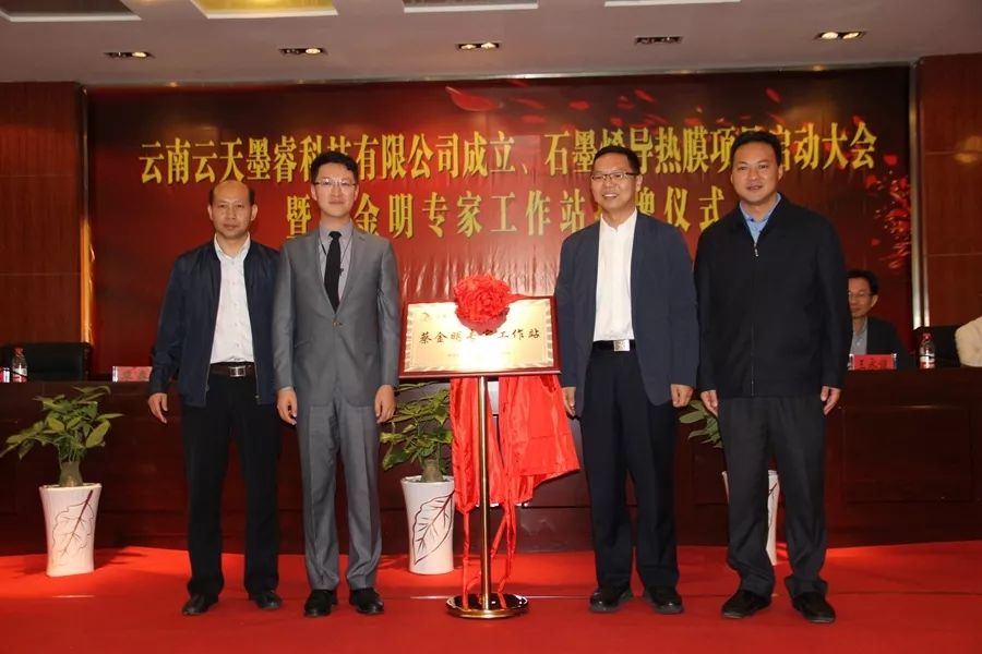 5543d69ba1f50798ff55d972e0515a6f8b4bac73