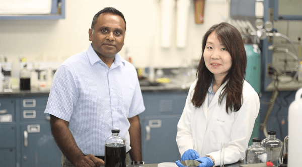 Science：微波炉除了热饭菜，还能生产高性能石墨烯