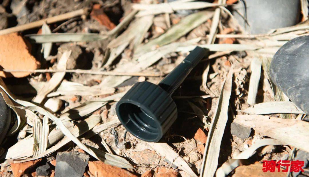 来“奢侈”一把？absoluteBLACK GRAPHENlube石墨烯蜡性链条油