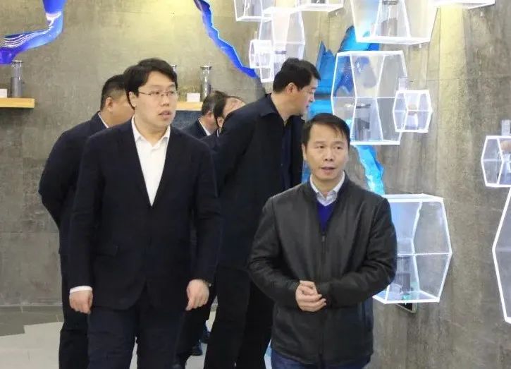 石墨谷产业集团