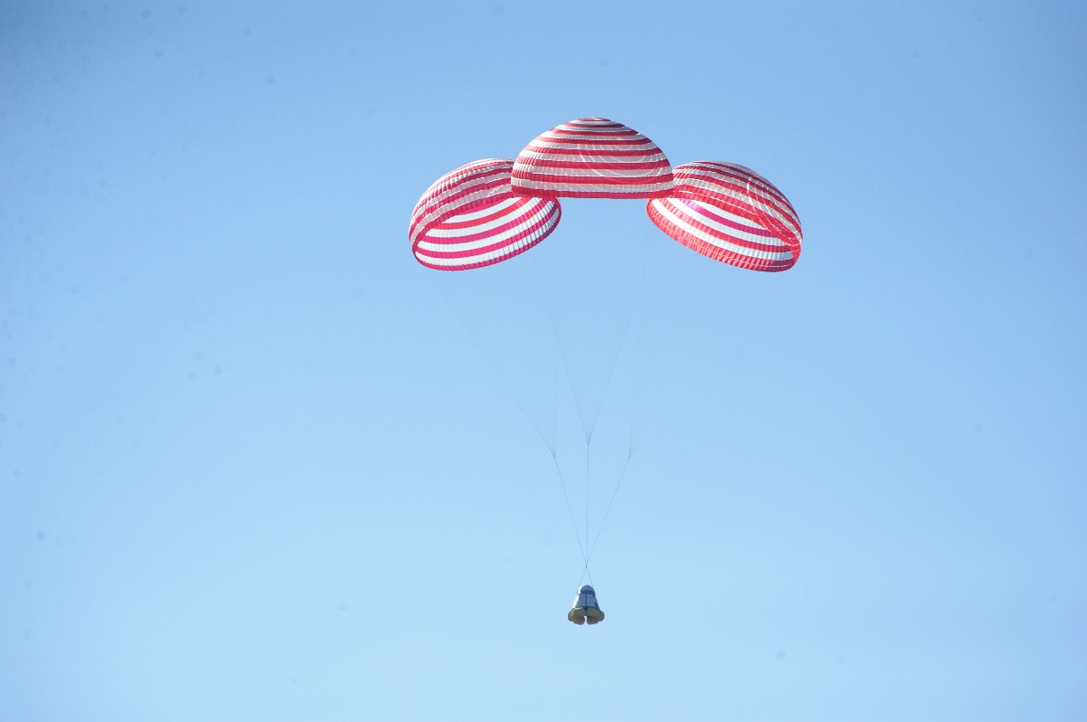 揭秘！试验船完美验证七大关键技术，铺就太空新天路
