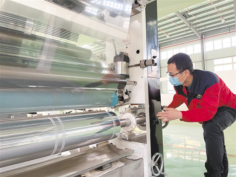 延安：“圣烯红”助力“圣地蓝”