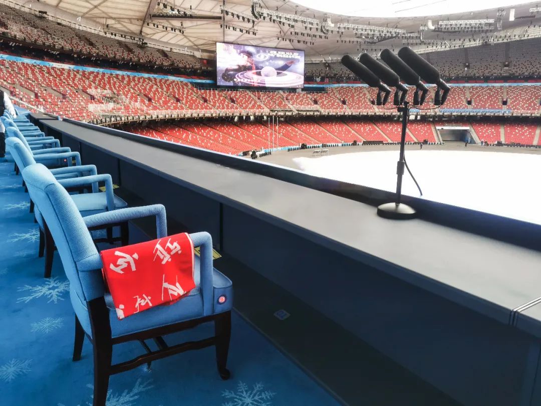 北京访学｜把“黑金”石墨烯穿在身上，温暖北京冬奥会