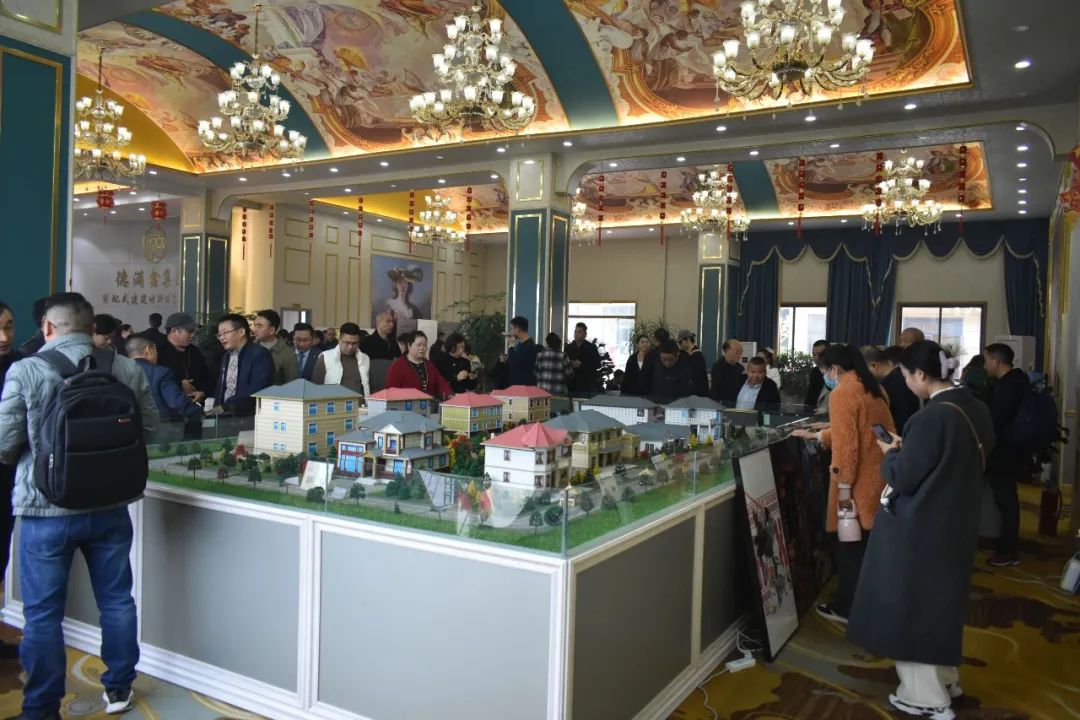 强强联手| 石墨烯科技暖通产品说明会在成都市龙泉驿区成功举办！