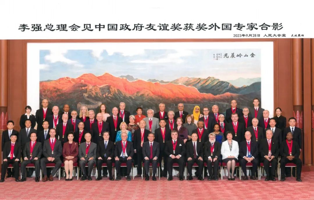 祝贺！诺贝尔物理学奖得主康斯坦丁·诺沃肖洛夫教授当选2023年中国科学院外籍院士