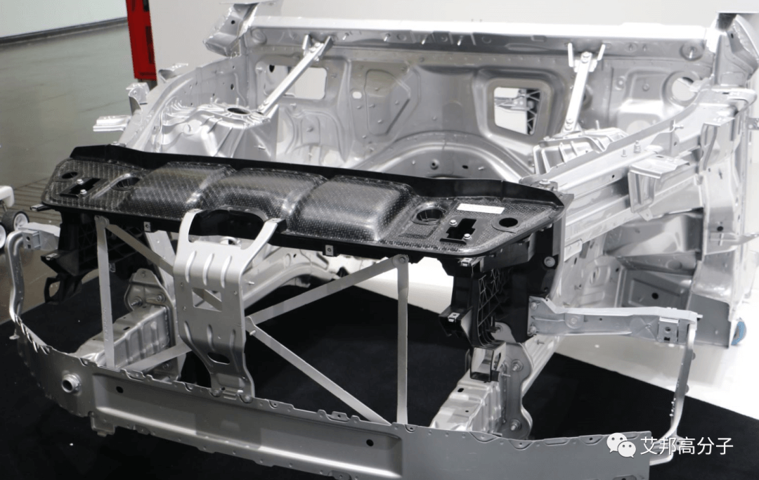 连续纤维增强热塑性复合材料及其应用