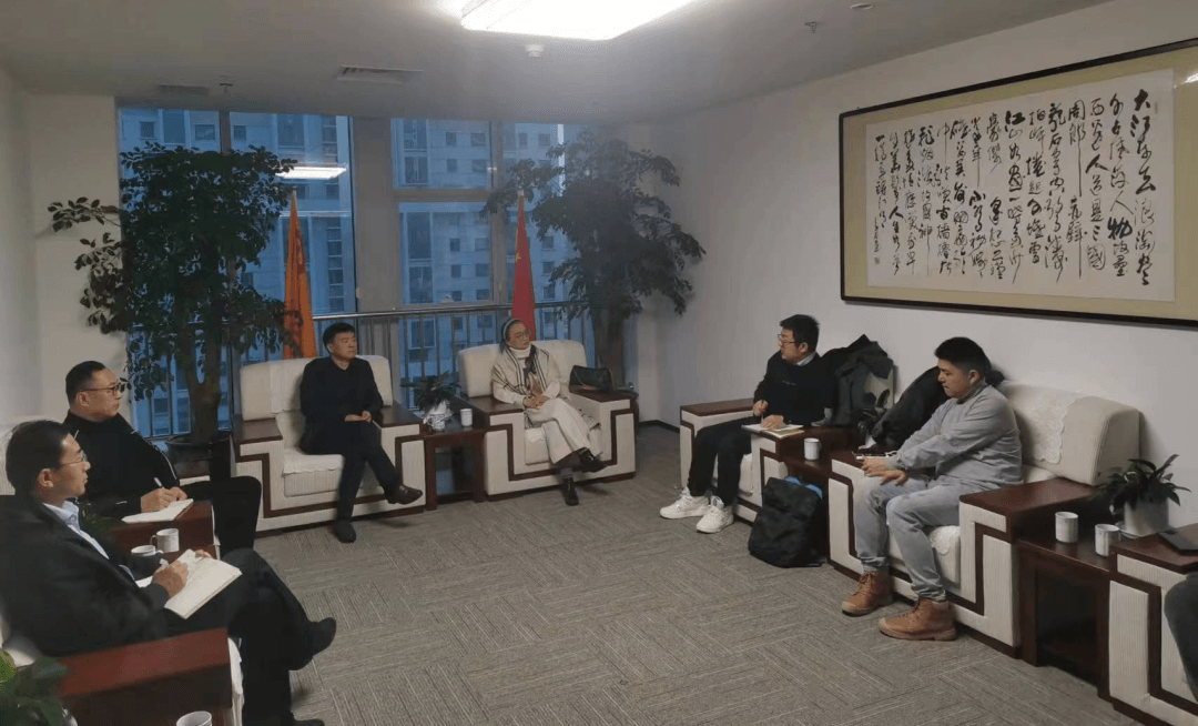 中国石墨烯产业技术创新战略联盟到访华高墨烯，共同布局石墨烯产业化发展