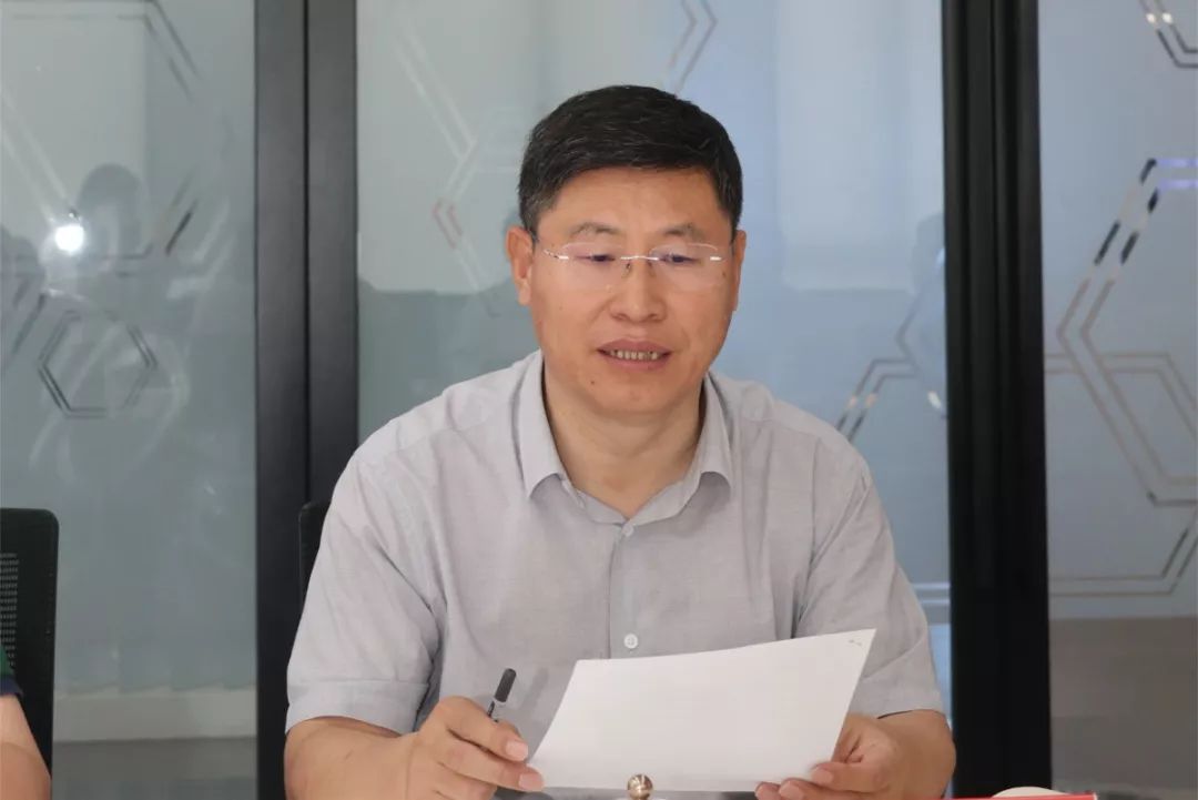 山东省副省长凌文一行调研BGI