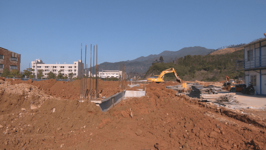 深学争优 敢为争先 实干争效│市石墨和石墨烯产业园：全力推进项目建设 奋力冲刺“开门红”