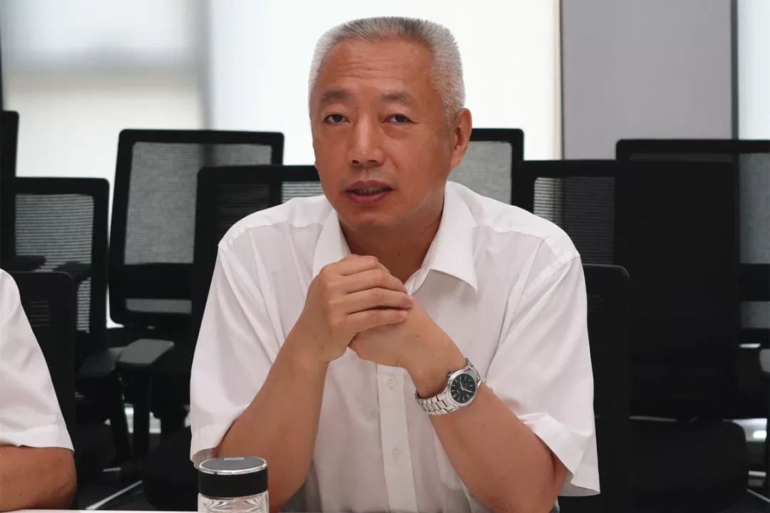 山东省副省长凌文一行调研BGI