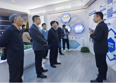 河南省工信厅领导莅临煜和参观调研