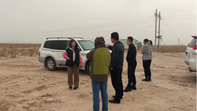 中国石墨产业发展联盟到甘肃民勤县调研