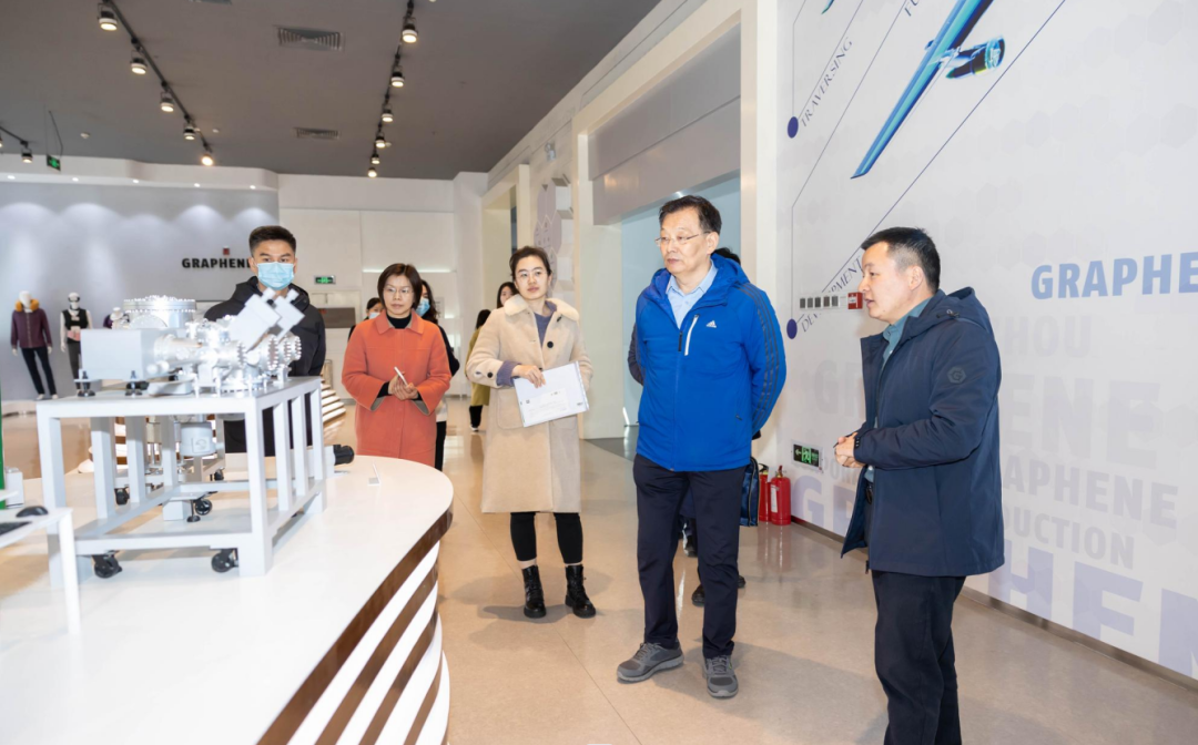 省专家组对江南石墨烯研究院孵化器进行省级创业示范基地实地考评