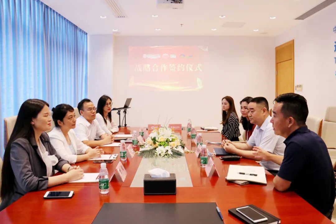 烯旺集团与百年央企招商仁和厚德携手战略合作：拥抱“烯旺”，“厚”爱健康！